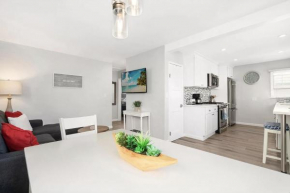 Balboa Paradise - Renovated Coastal Haven
